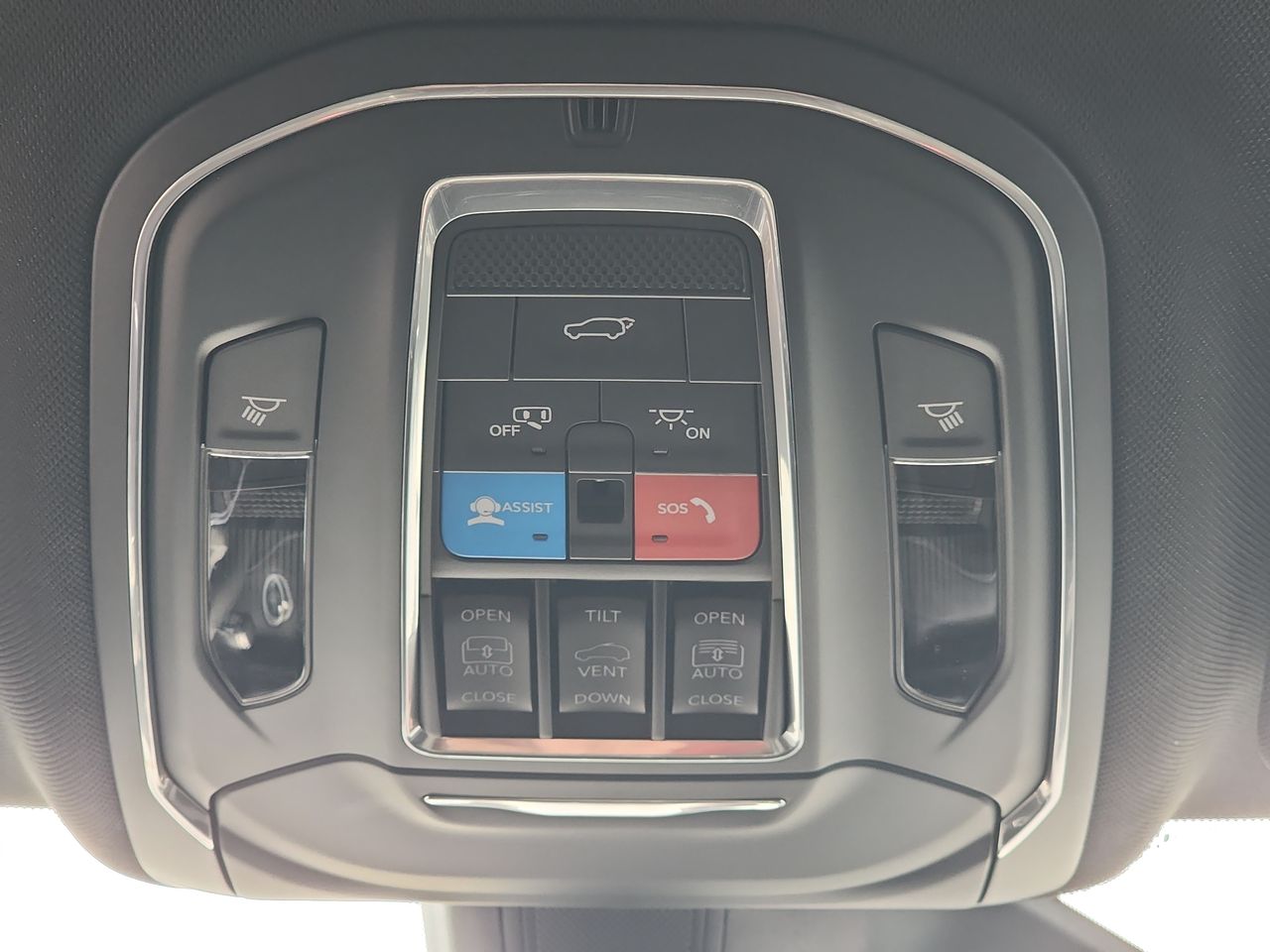 2025 Jeep Grand Cherokee Limited photo 24