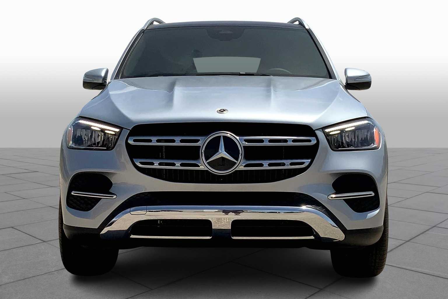 2025 Mercedes Benz GLE 350 4MATIC photo 3