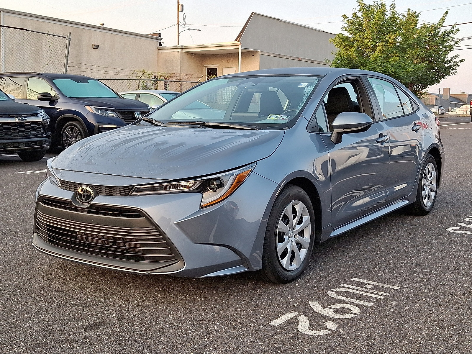 2025 Toyota Corolla LE photo 2