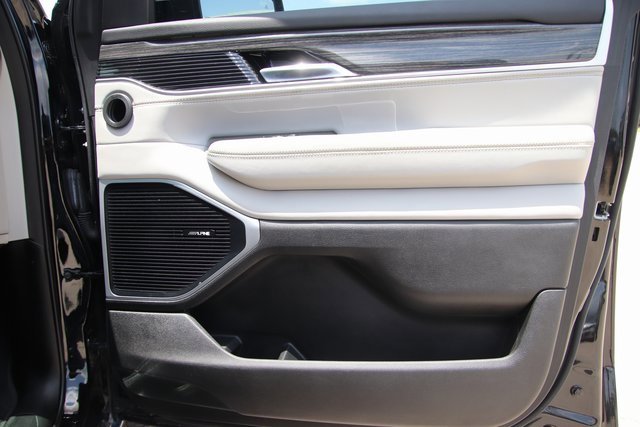 2022 Jeep Wagoneer Series II photo 15