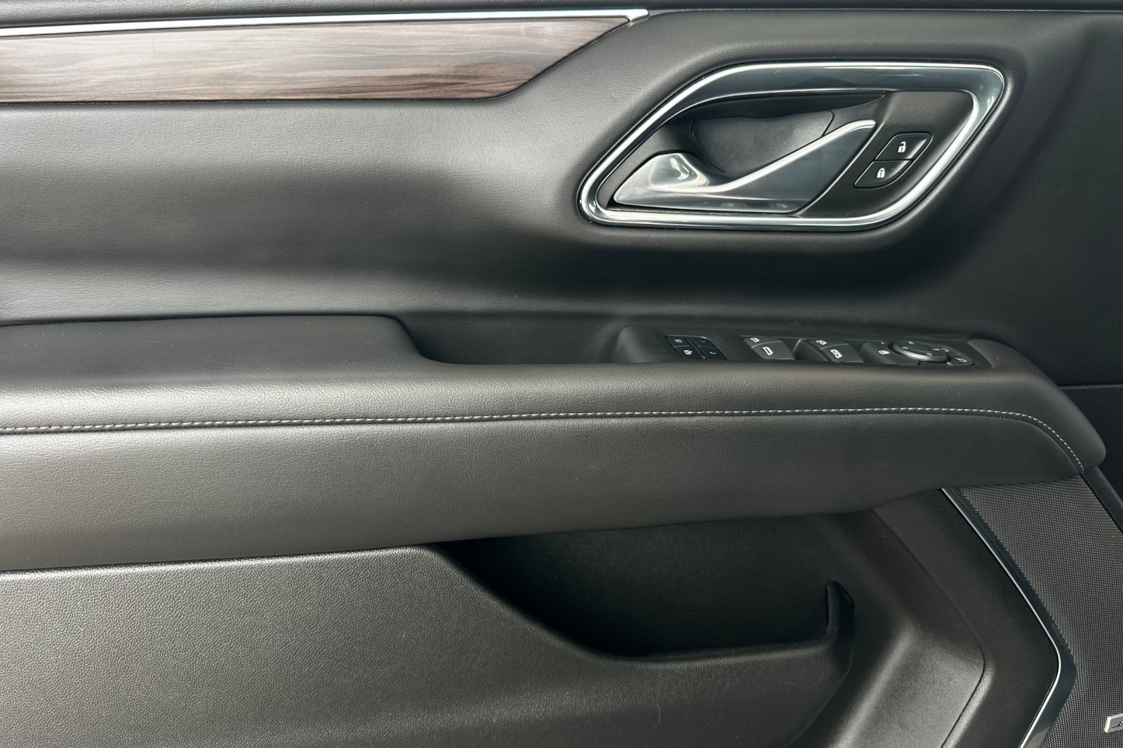 2023 Chevrolet Tahoe LT photo 11