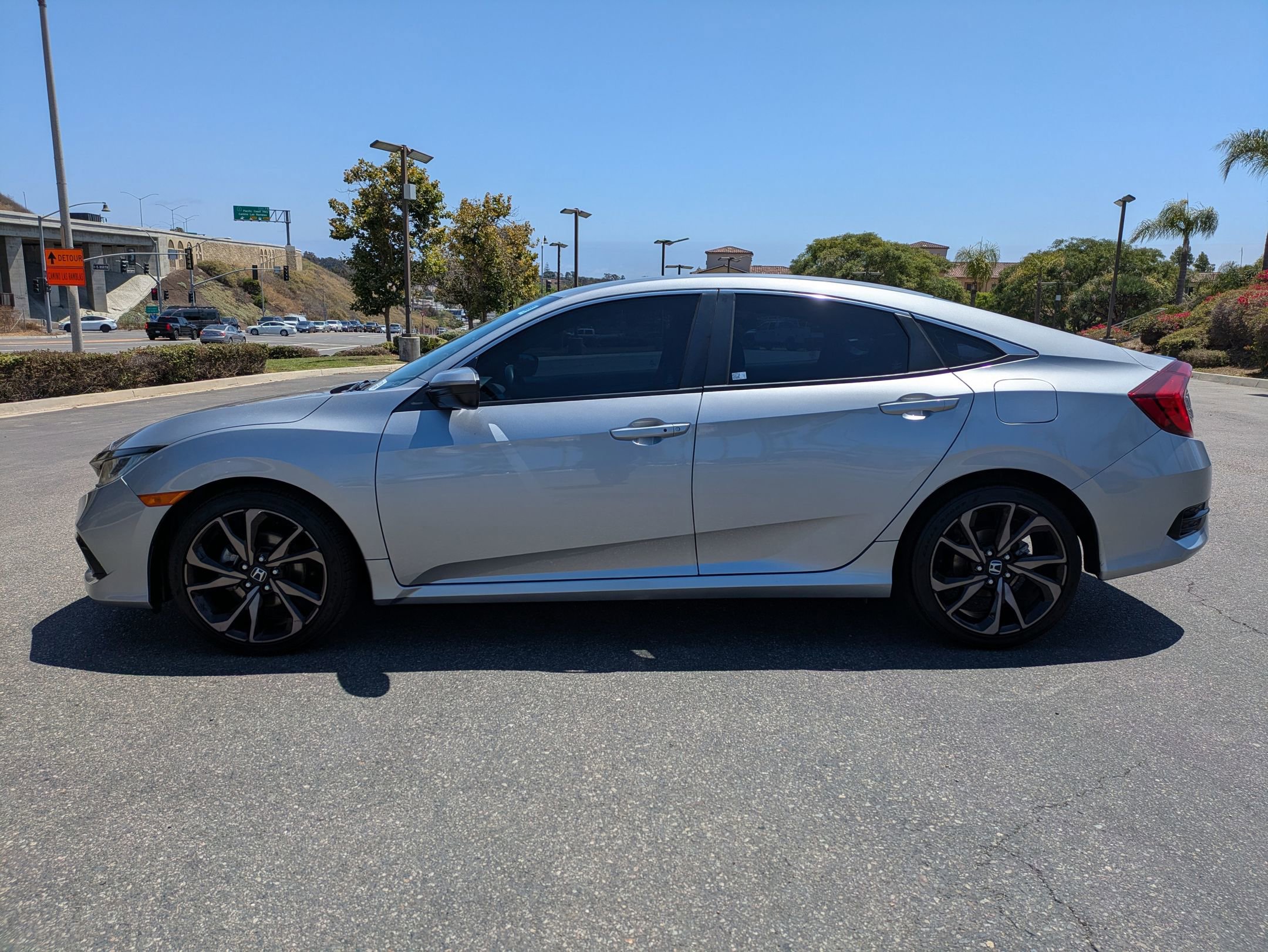 19XFC2E86LE021877