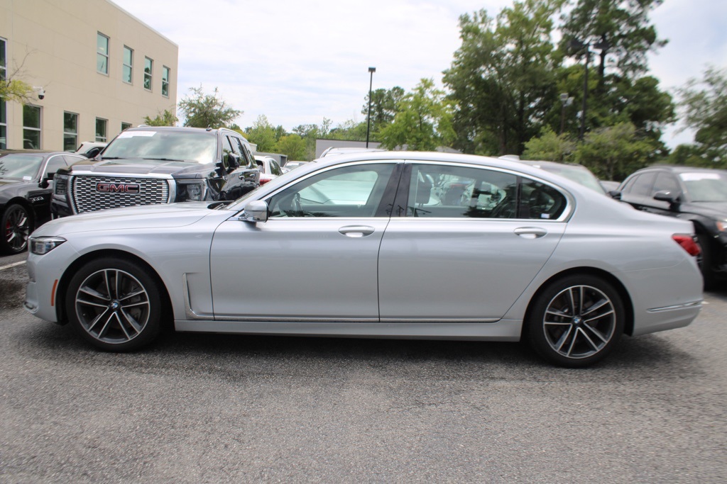 2020 Bmw 750i xDrive Sedan photo 9