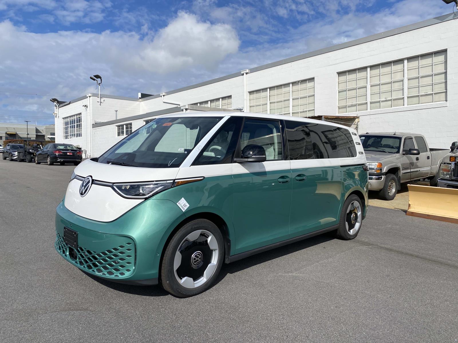 2025 Volkswagen ID. Buzz PRO S PLus's photo