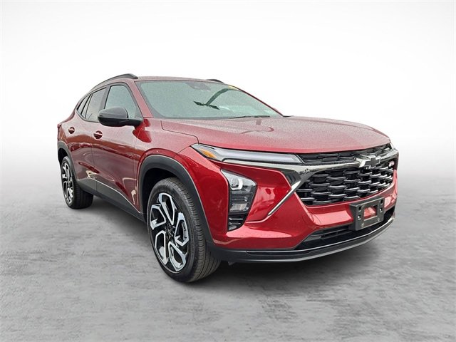 2025 Chevrolet Trax photo 3