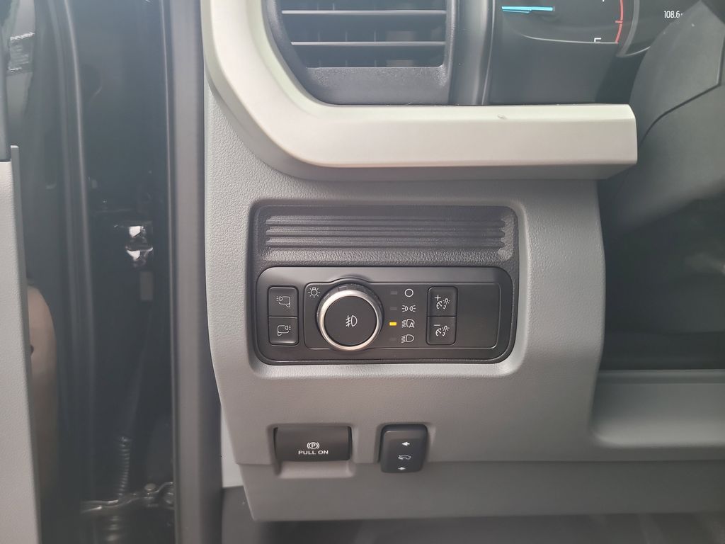 2026 Ford F-350 XLT photo 16