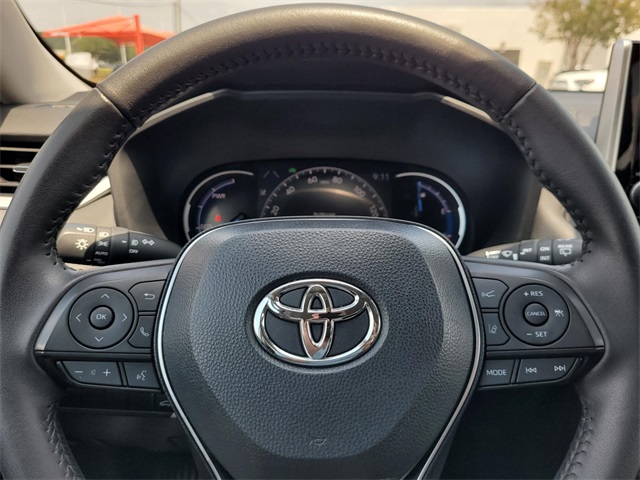 2024 Toyota RAV4 Hybrid XLE Premium photo 13