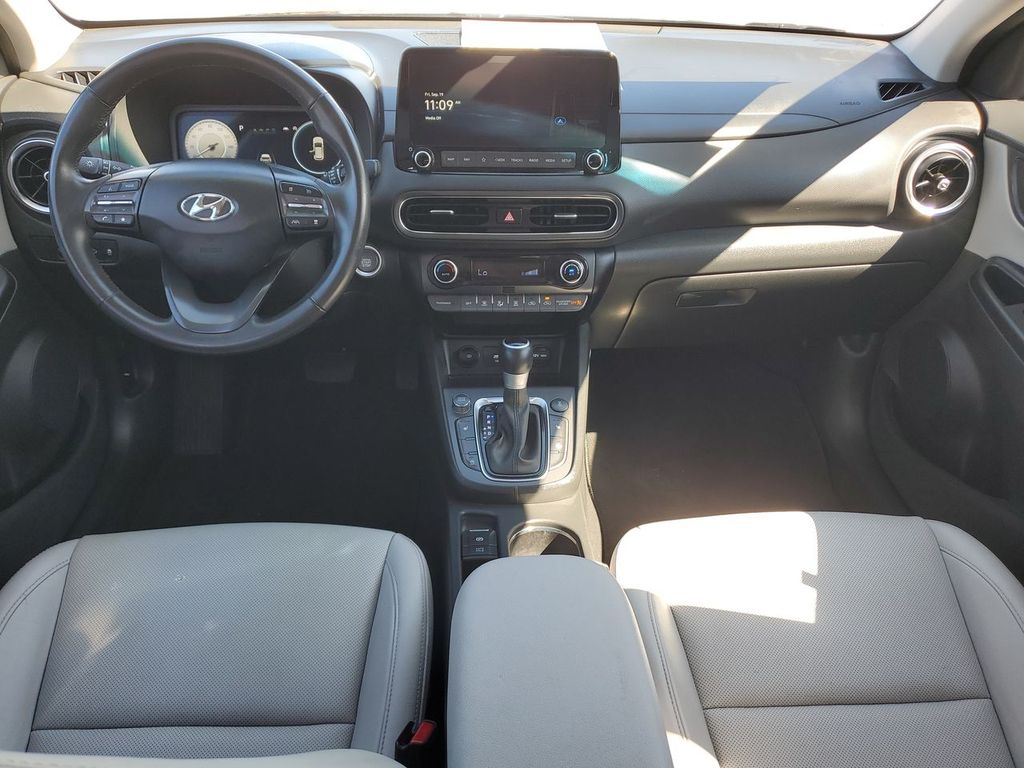 2023 Hyundai Kona Limited photo 19