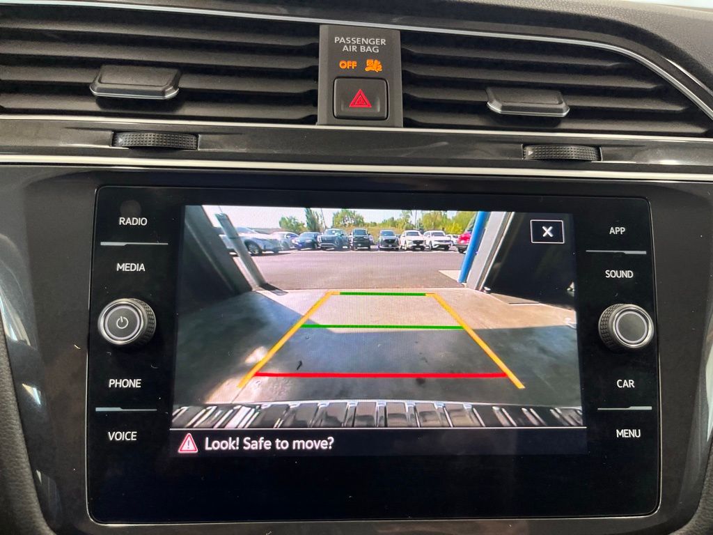 2024 Volkswagen Tiguan SE Wolfsburg Edition photo 17
