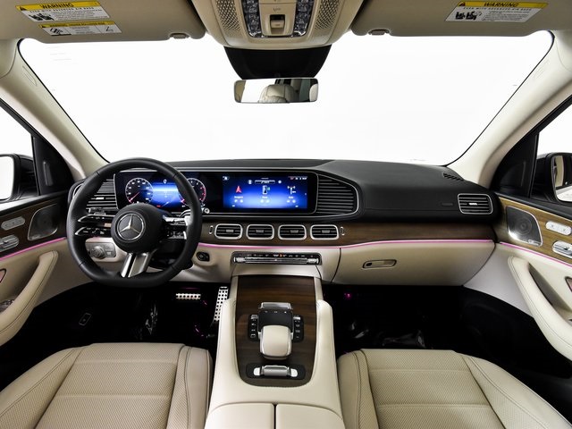 2026 Mercedes Benz GLS 450 4MATIC photo 21