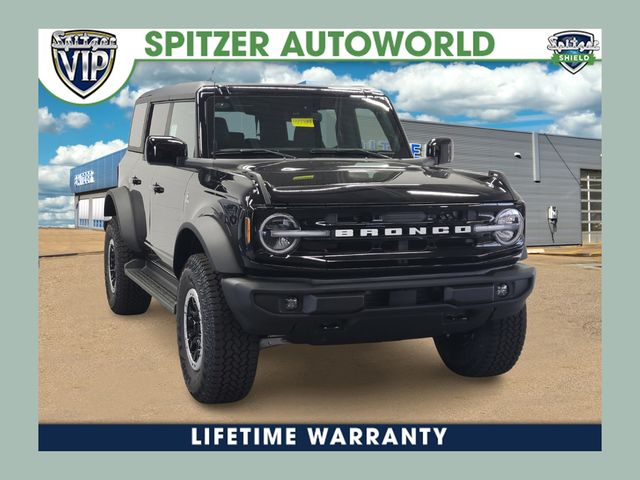 2025 Ford Bronco 4-Door Outer Banks's photo