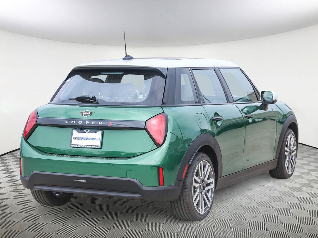 2026 Mini Cooper 4 Door Hardtop Signature photo 4