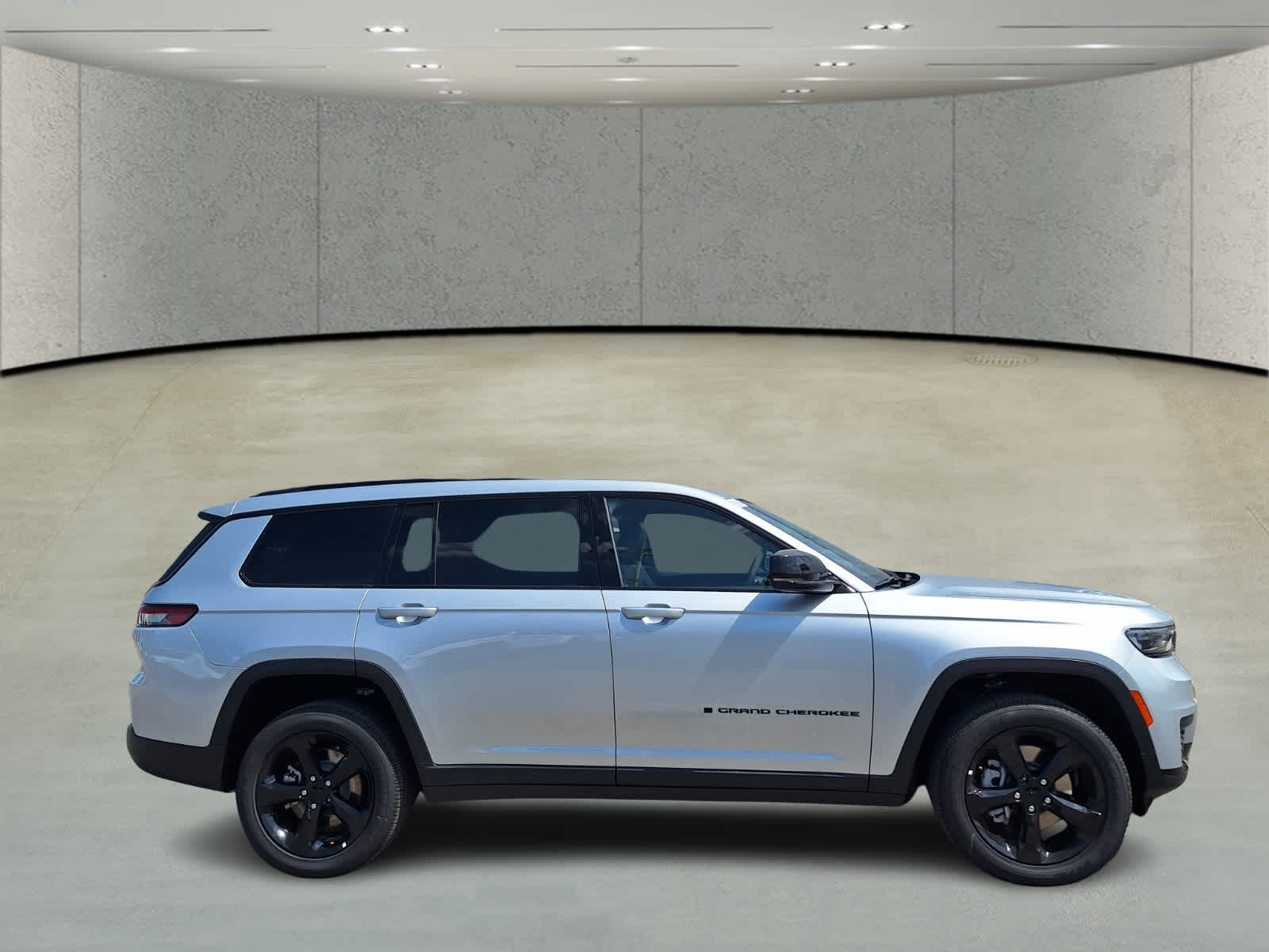 2024 Jeep Grand Cherokee Altitude X photo 2