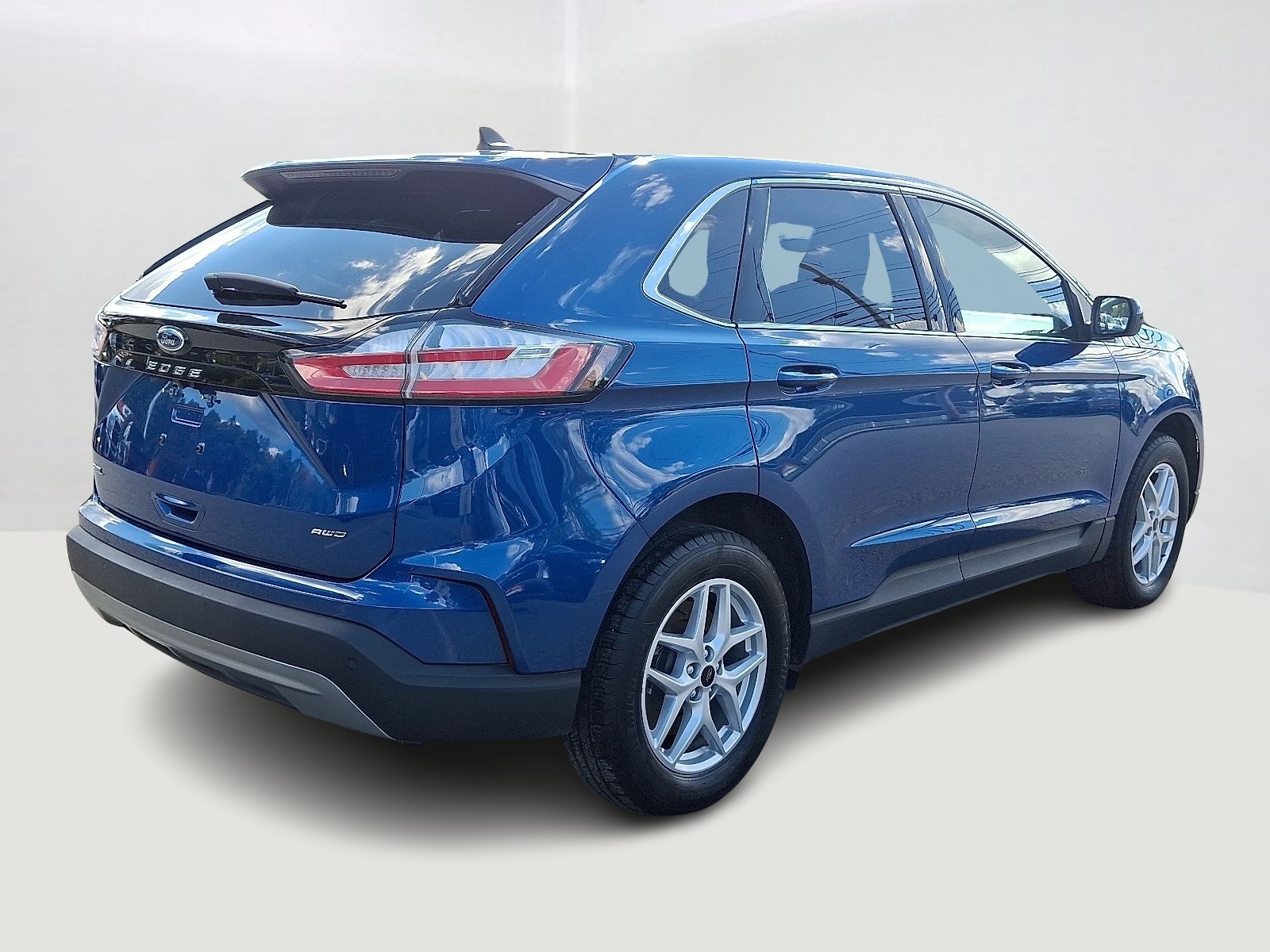 2024 Ford Edge SEL photo 4