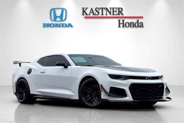 2018 Chevrolet Camaro ZL1's photo