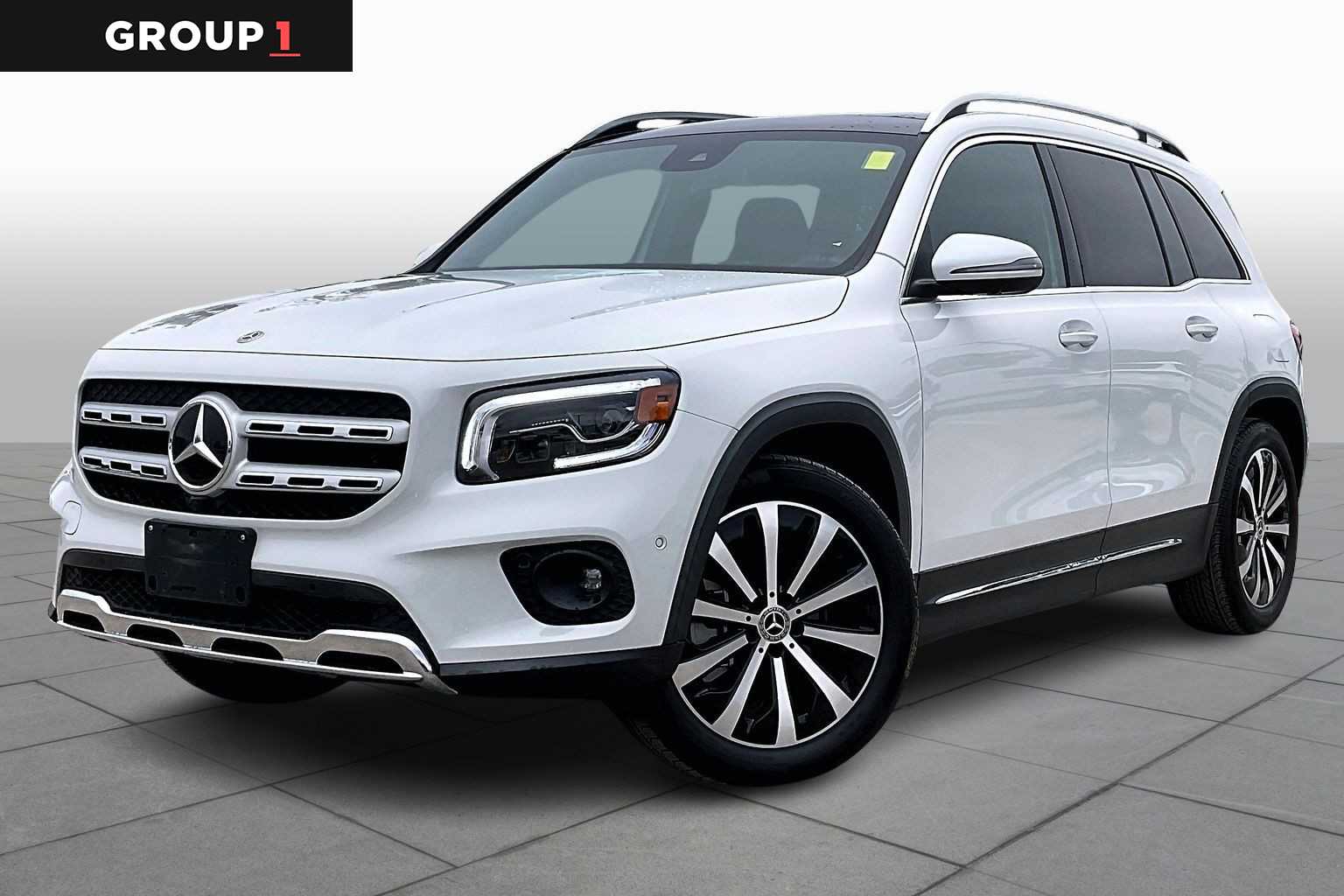 2022 Mercedes-Benz GLB's photo