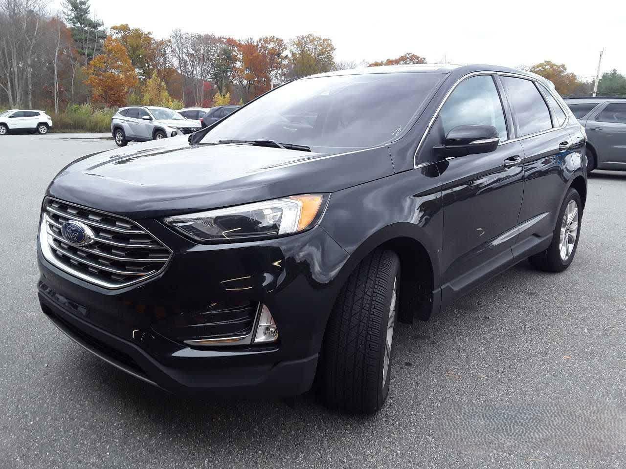 2024 Ford Edge Titanium's photo
