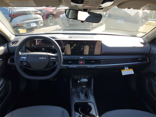 2025 Kia K4 EX photo 21