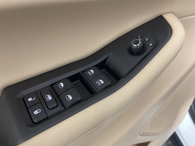 2025 Jeep Grand Cherokee Limited photo 10