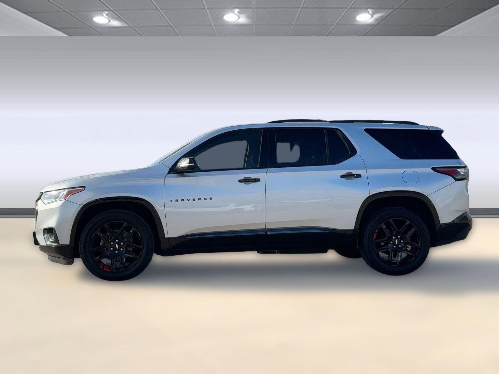 Used 2019 Chevrolet Traverse Premier with VIN 1GNERKKW1KJ132035 for sale in Paris, TX