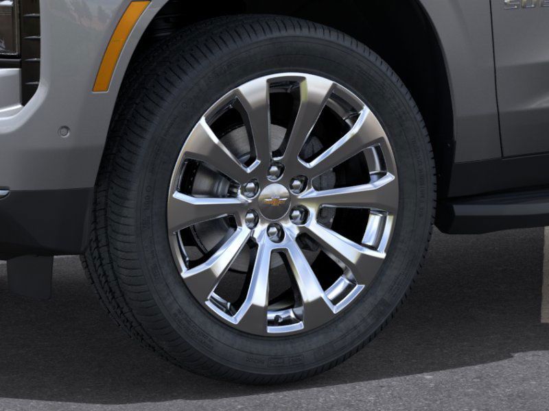 2025 Chevrolet Suburban Premier photo 9
