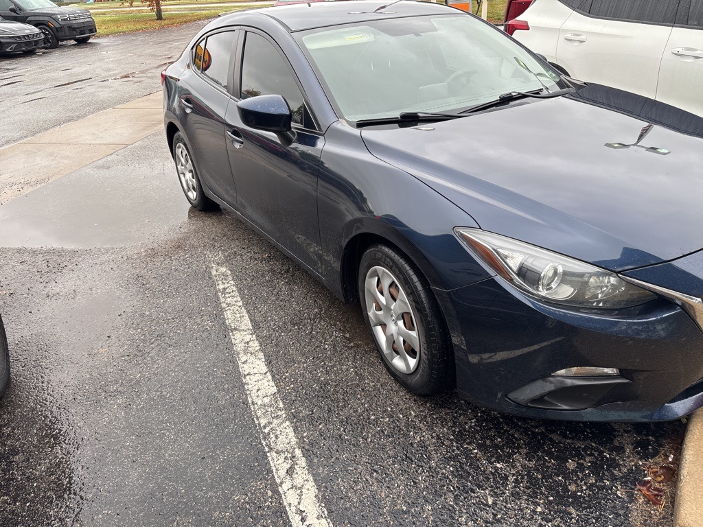 Used 2015 Mazda MAZDA3 i Sport with VIN 3MZBM1U7XFM222574 for sale in Kansas City