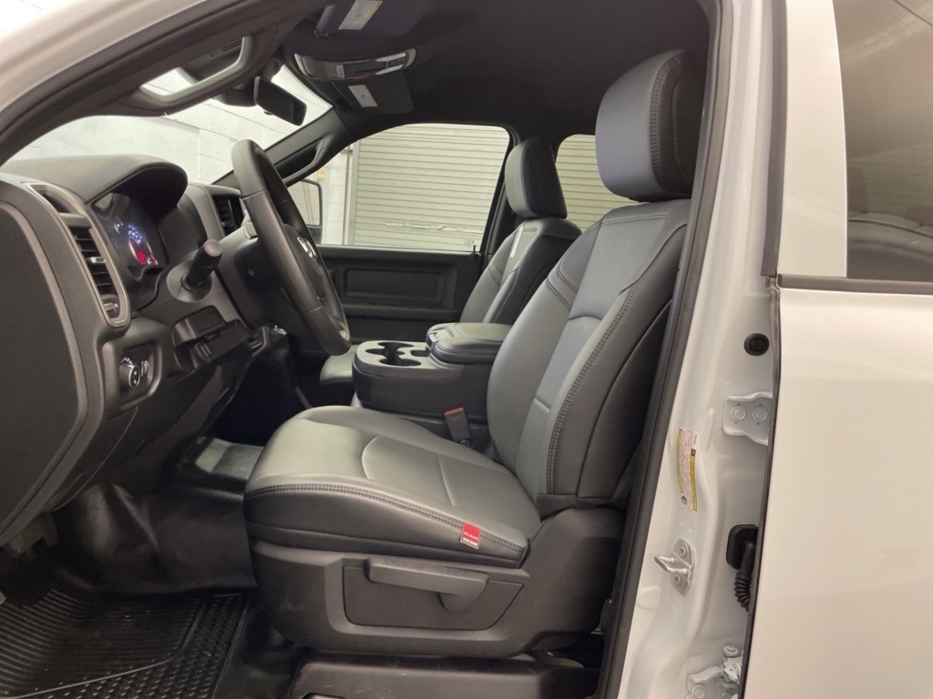 2025 Ram 2500 Tradesman photo 11