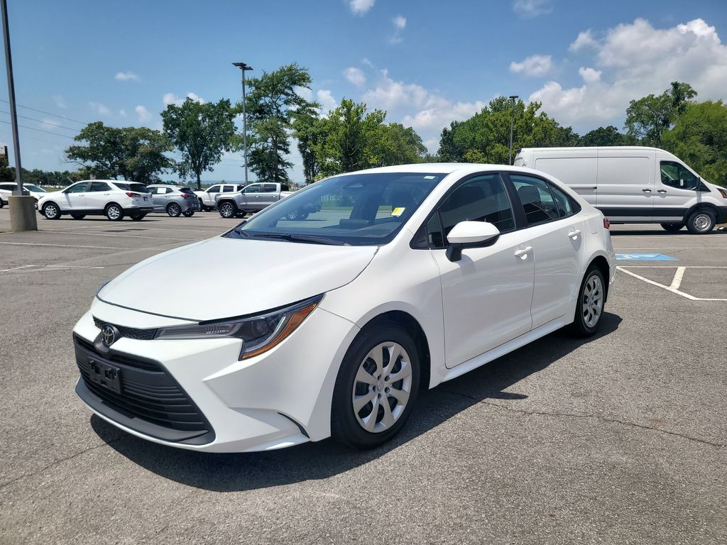 2023 Toyota Corolla LE photo 7
