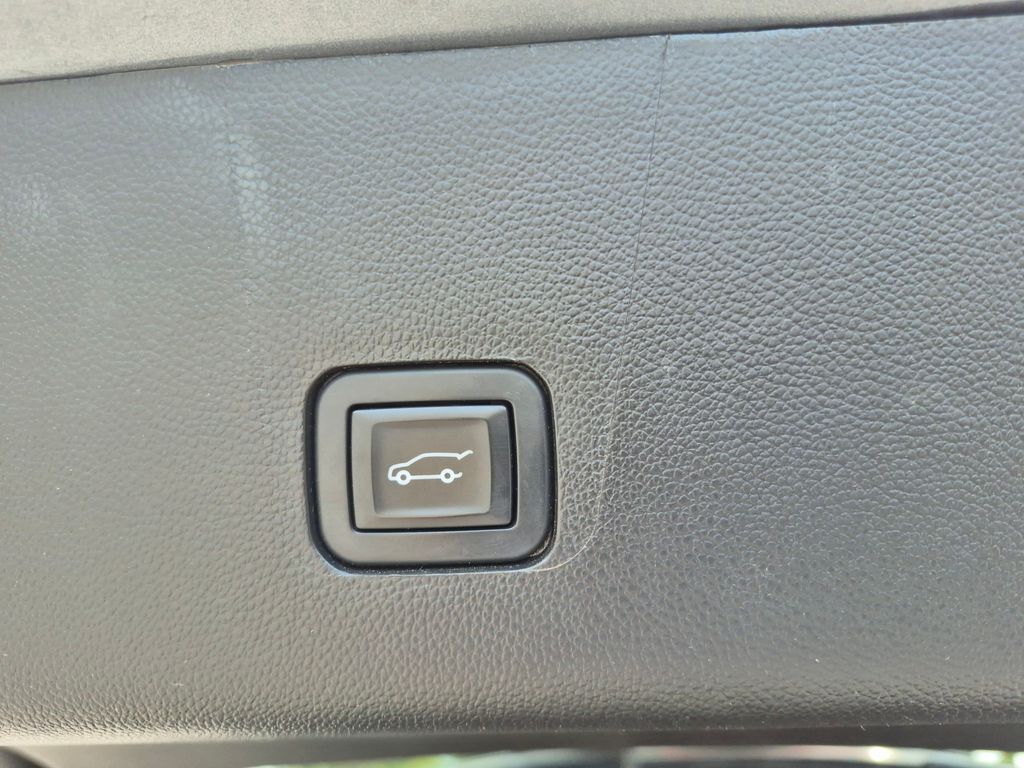 2020 Chevrolet Traverse 3LT photo 7