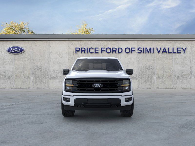 2024 Ford F-150 XLT photo 4