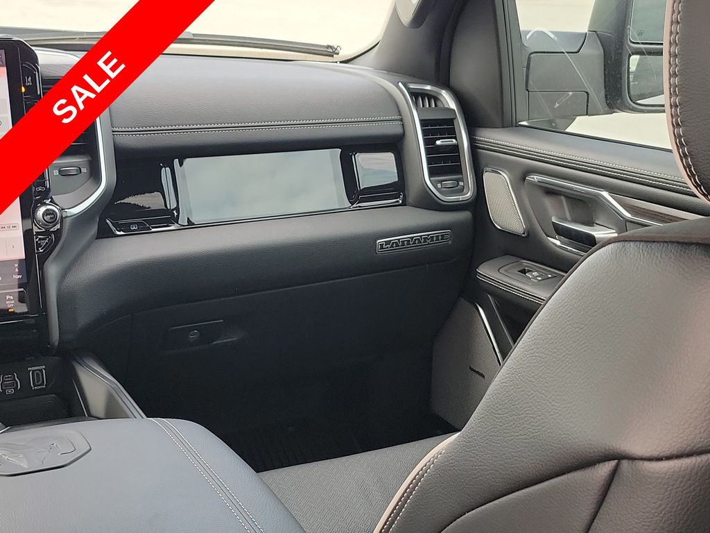 2025 Ram 1500 Laramie photo 23