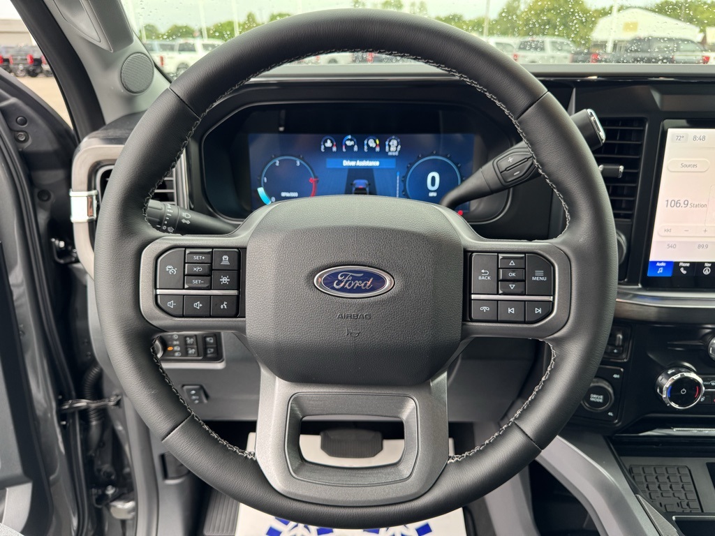 2026 Ford F-350 photo 14