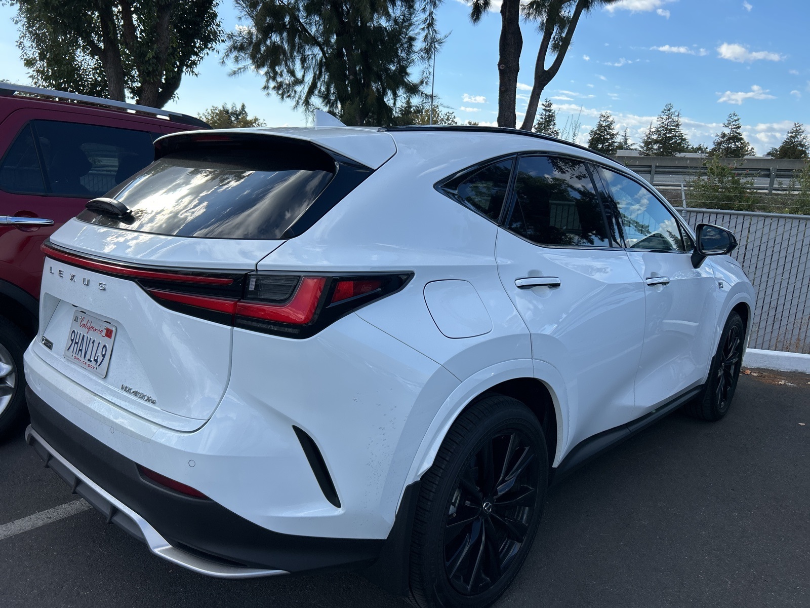2024 Lexus NX 350 F SPORT Handling photo 3