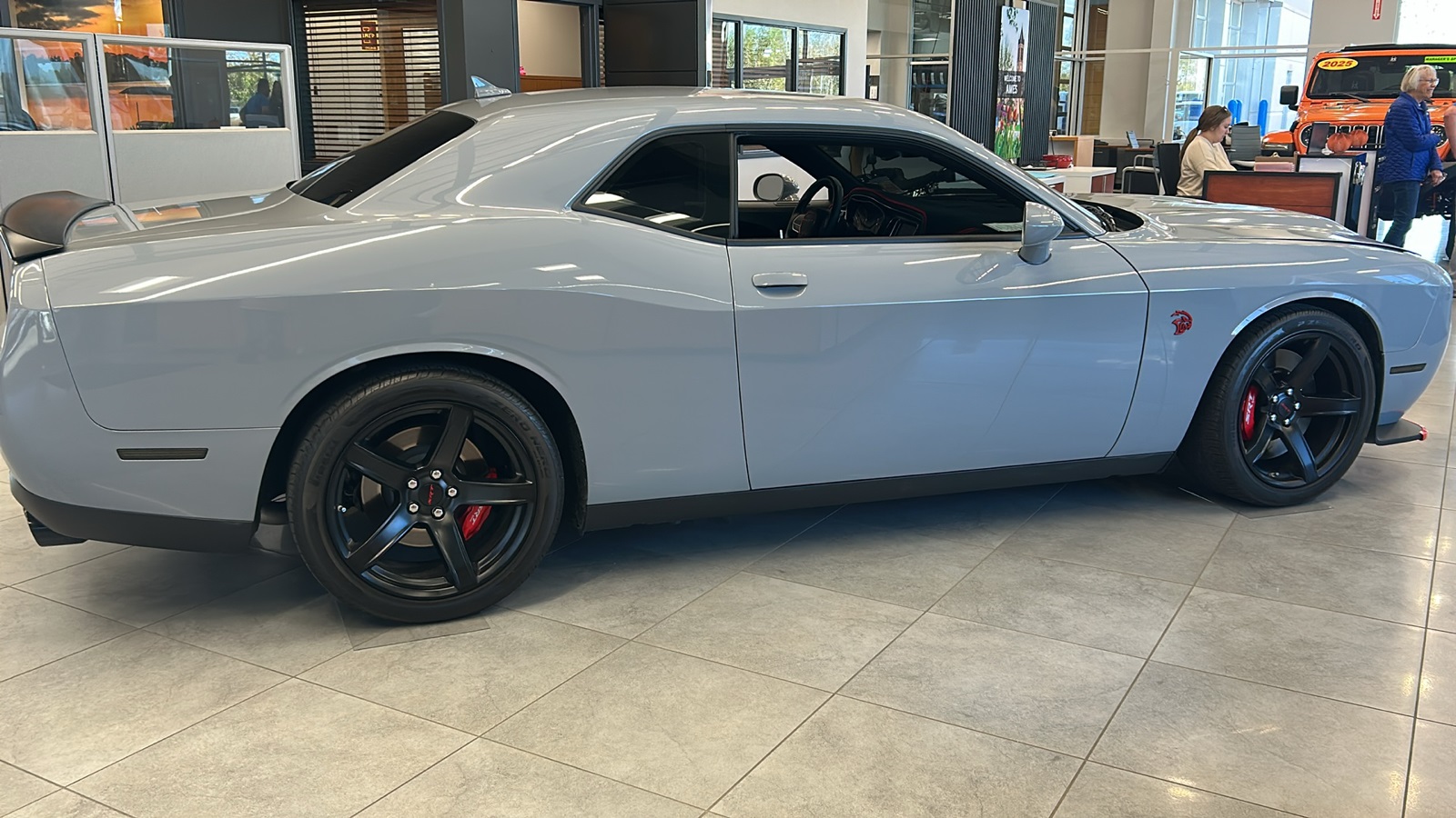 2022 Dodge Challenger SRT8 Hellcat photo 2