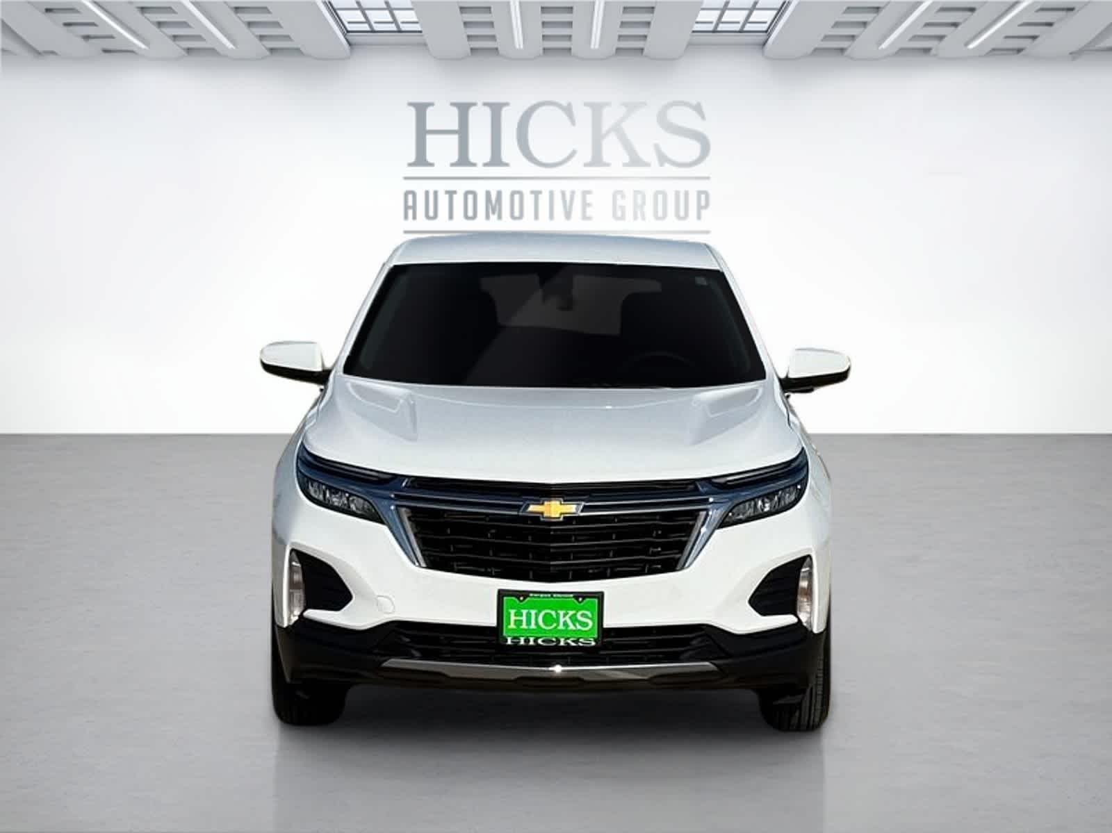 2023 Chevrolet Equinox LT photo 2