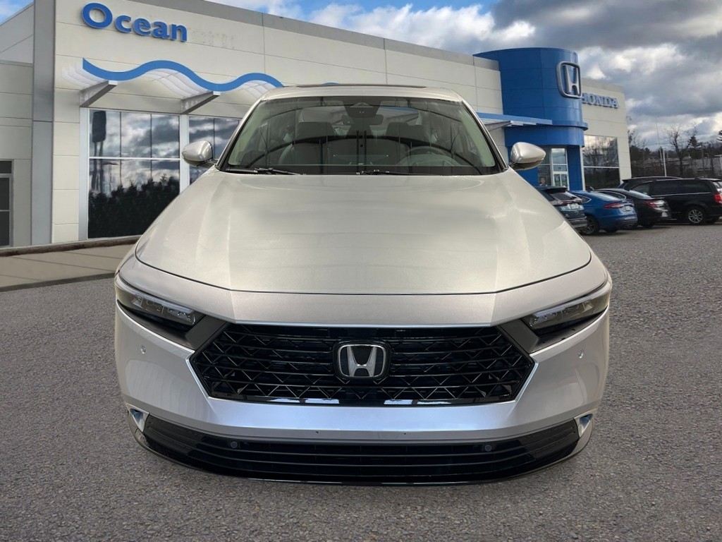 2025 Honda Accord Hybrid Touring photo 8
