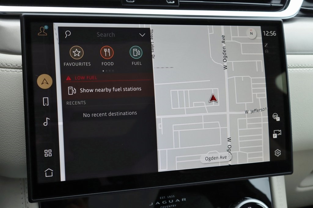 2026 JAGUAR F-PACE - Image 25