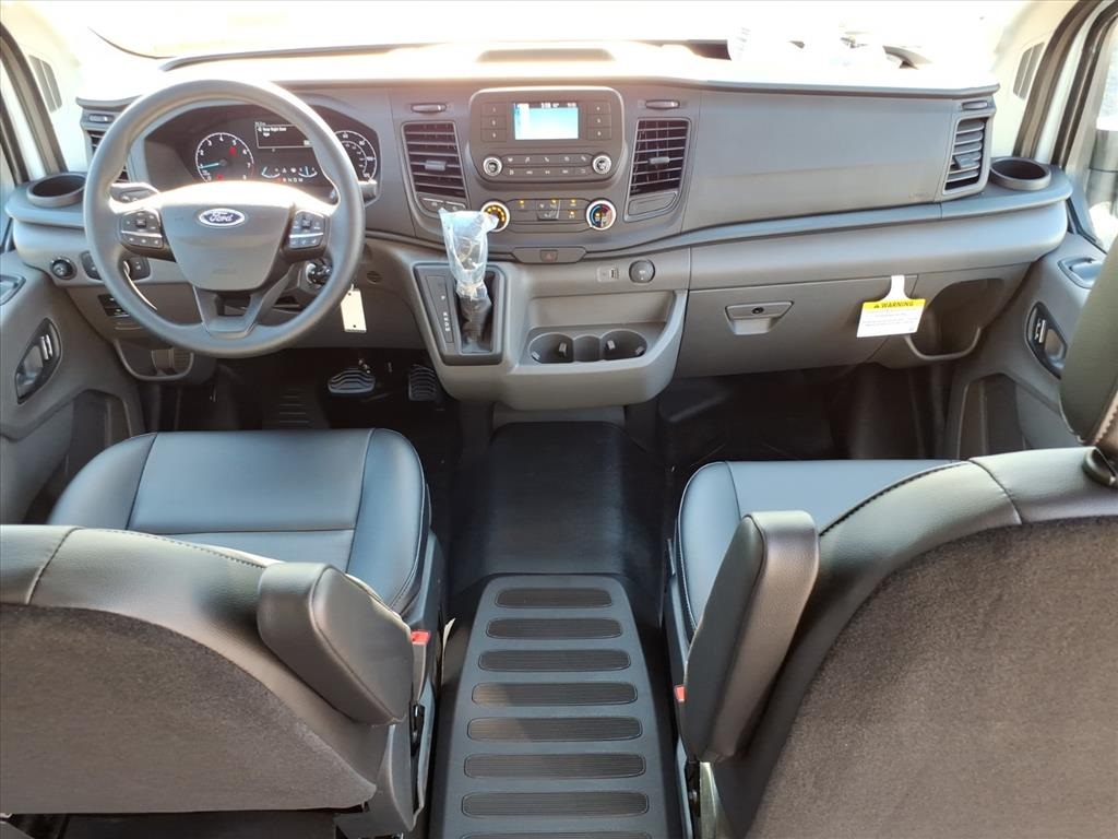 2025 Ford Transit photo 5