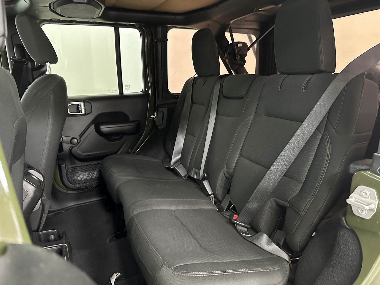 2020 Jeep Wrangler Unlimited Willys photo 15