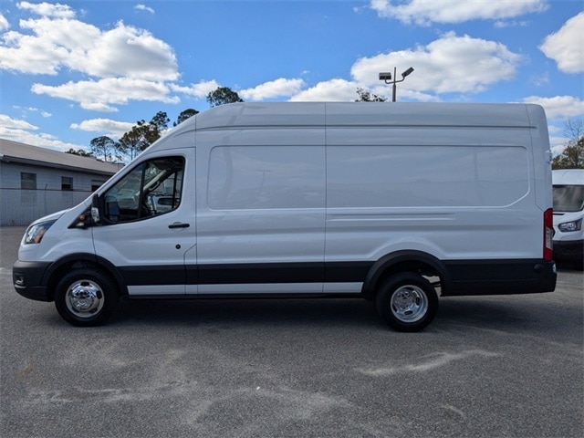 2024 Ford Transit photo 4