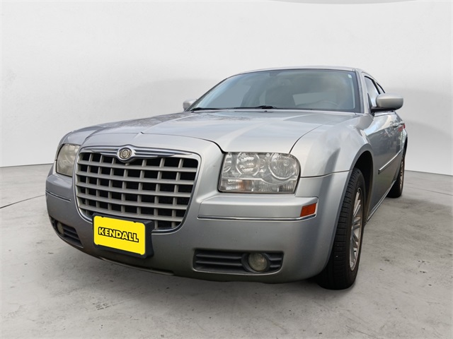 2009 Chrysler 300 Touring's photo