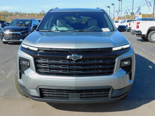 2026 Chevrolet Traverse photo 3