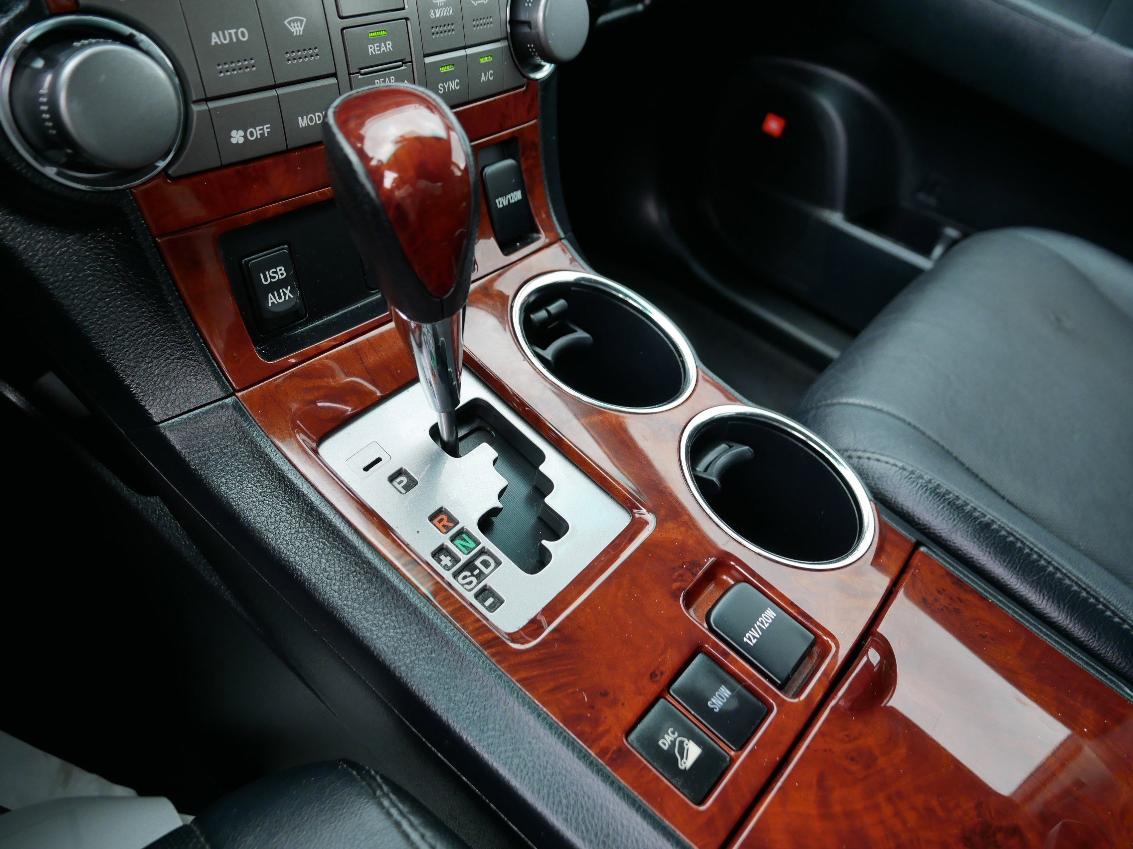2012 Toyota Highlander Limited photo 23