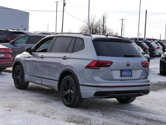 2024 Volkswagen Tiguan SE R-Line Black photo 3
