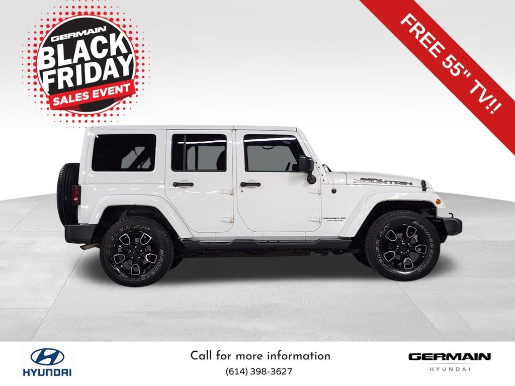 2017 Jeep Wrangler Unlimited Sahara photo 4