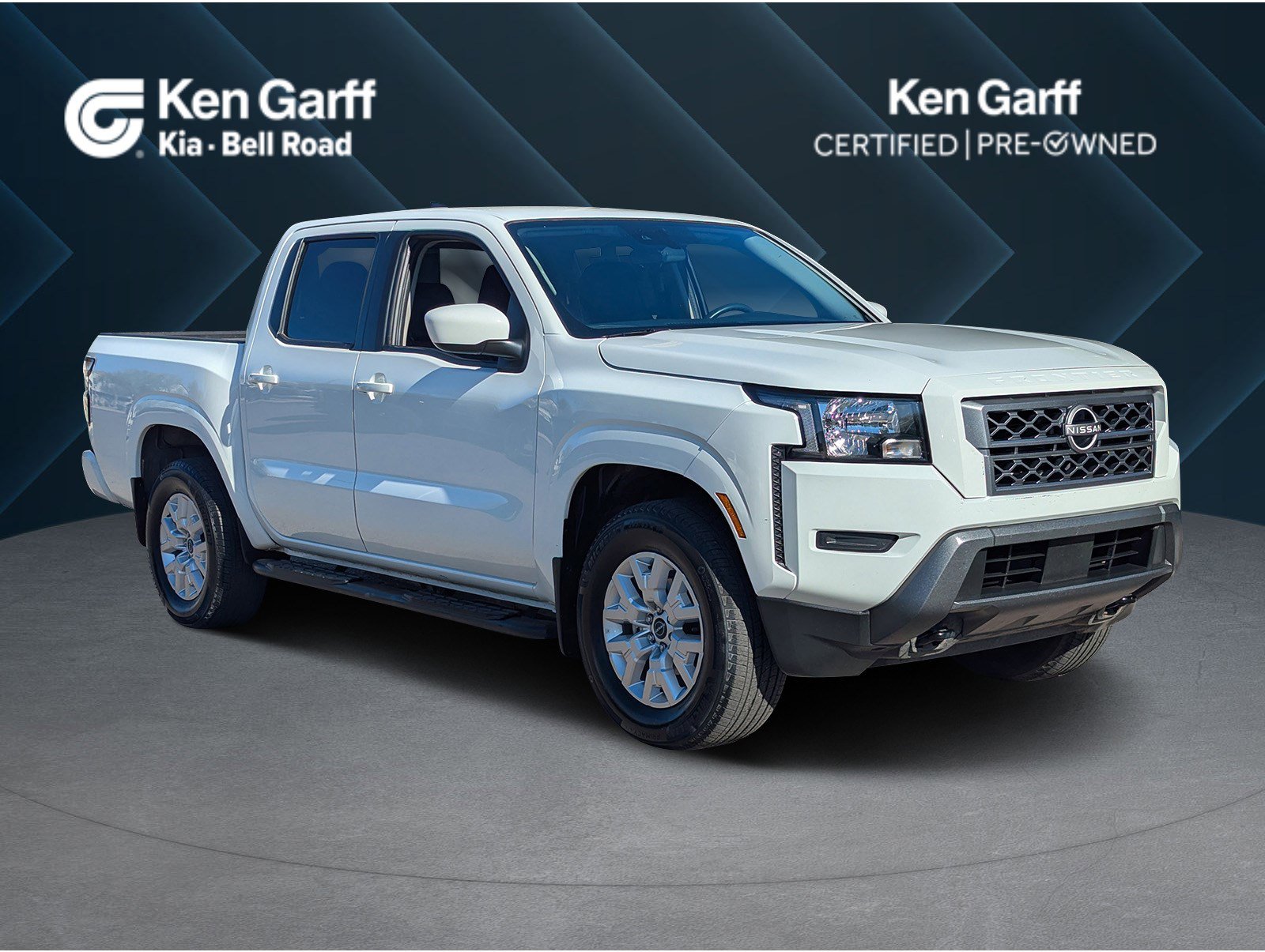 2023 Nissan Frontier SV's photo