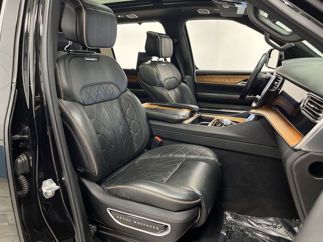 2022 Jeep Grand Wagoneer III photo 30