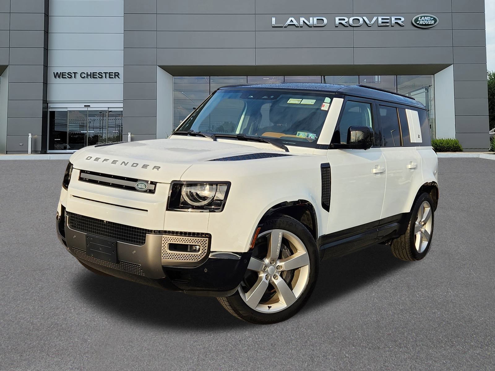 2024 Land Rover Defender X-Dynamic SE's photo