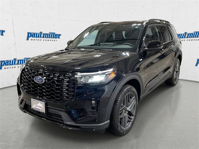 2026 Ford Explorer ST-LINE's photo