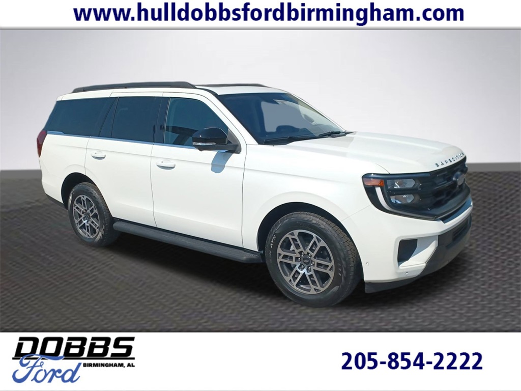 2025 Ford Expedition Active's photo